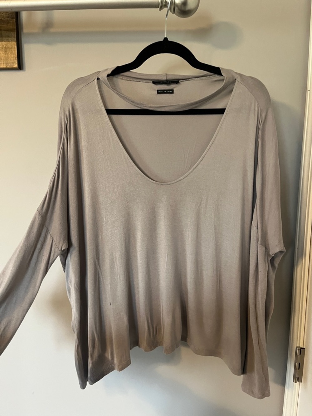 Miss Me Grey Scoop Neck Long-Sleeve Women's Top